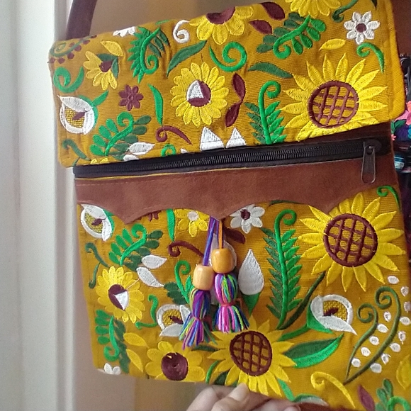 Shoulder Handbag - Picture 2 of 5